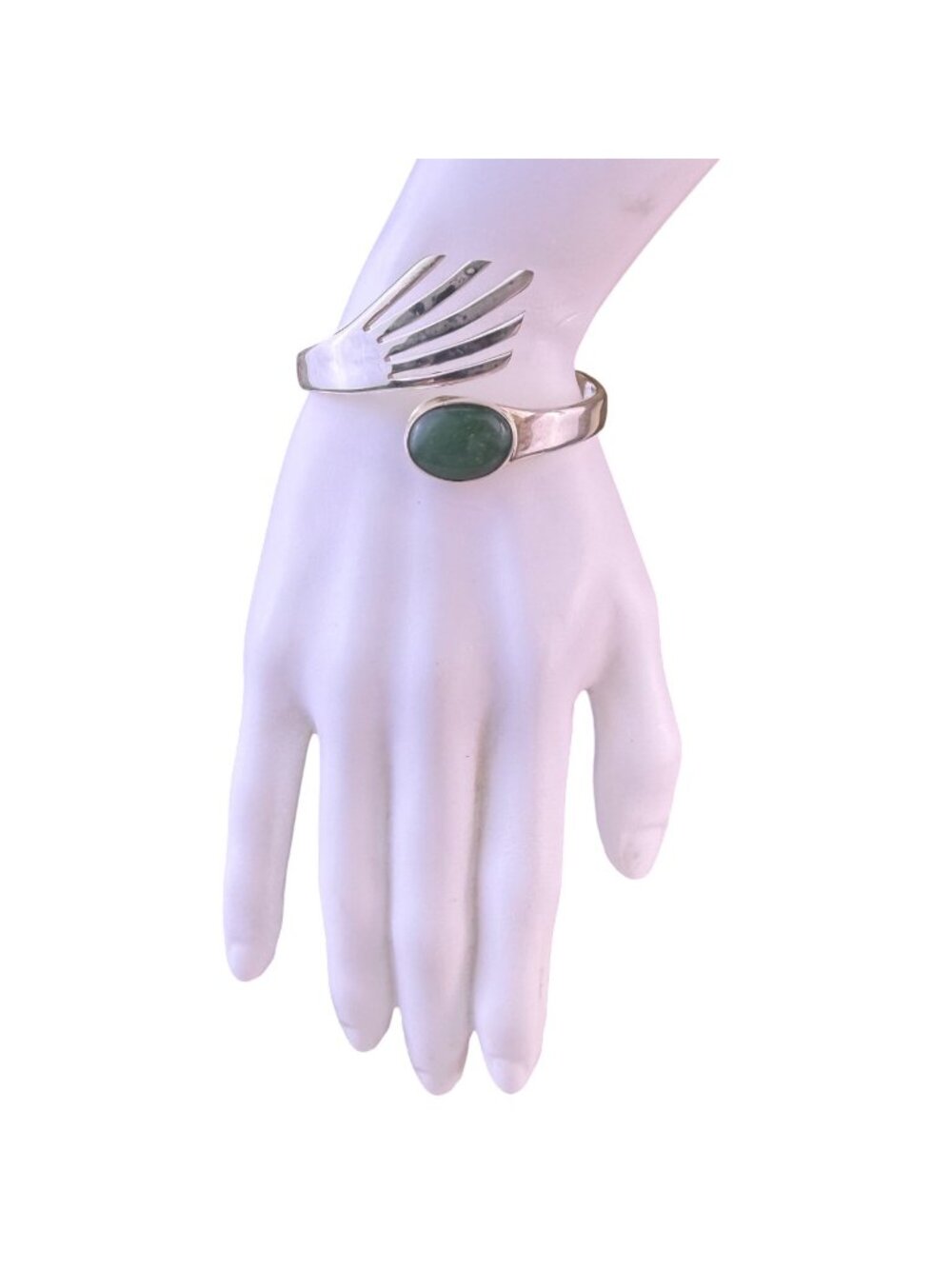 Sterling Silver Tone Womens Bracelet With Green Prehnite Cabochon Stone Cuff Des